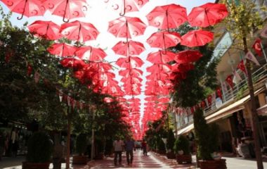 Şemsiye Sokak